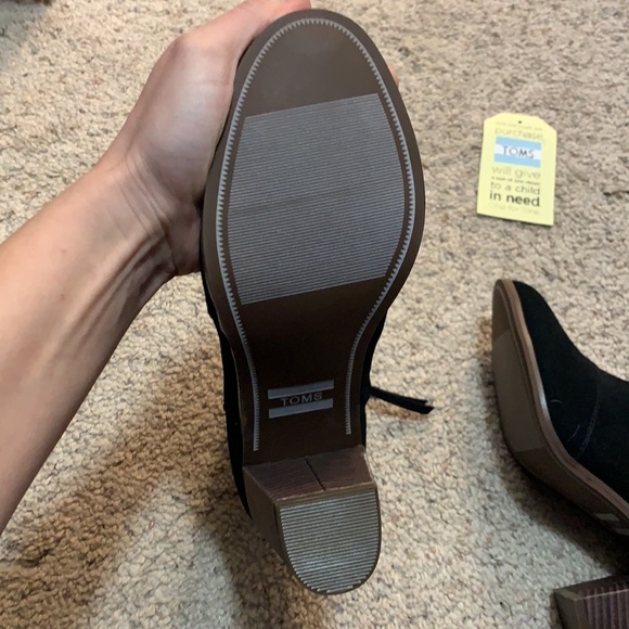 Tom’s black suede booties 8.5 - Picture 4 of 5